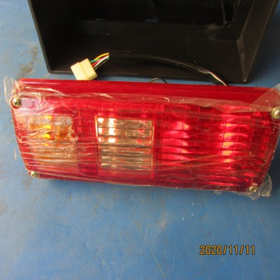 批发徐工装载机电器配件860512748 XH8-2L2-1 后小灯总成图2