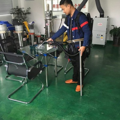 小型肩背吸尘器移动式无线吸尘器吸灰尘用电瓶吸尘器图4