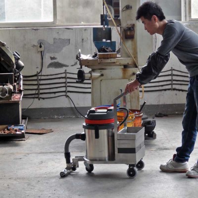 伊博特直销电瓶式工业吸尘器24V48V充电式吸尘器广场仓库用图1
