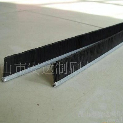 提供条刷，工业条刷，吸尘器毛刷加工图1