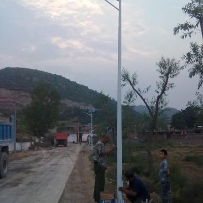 定制LED太阳能路灯新款分体太阳能感应灯 **防水光伏路灯