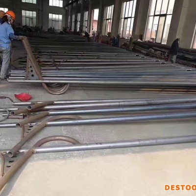 供应直销150W路灯 10米LED路灯 太阳能路灯厂家 高杆路灯 路灯价格
