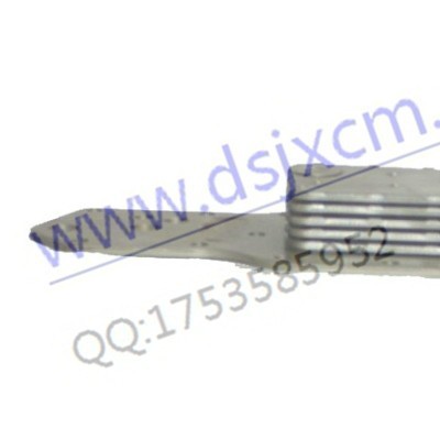 供应**Komatsu 4D102机油散热器芯3957543
