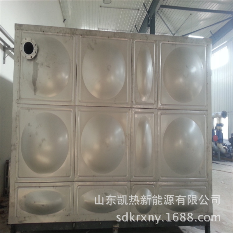 集热工程水箱：方形不锈钢水箱带保温
