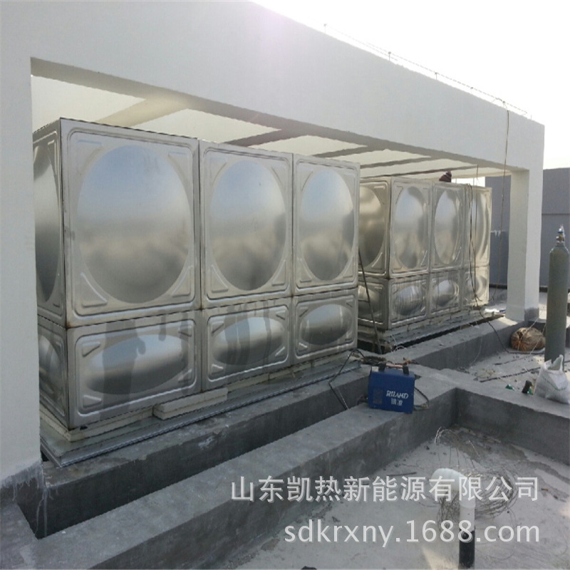 集热工程水箱：方形不锈钢水箱带保温