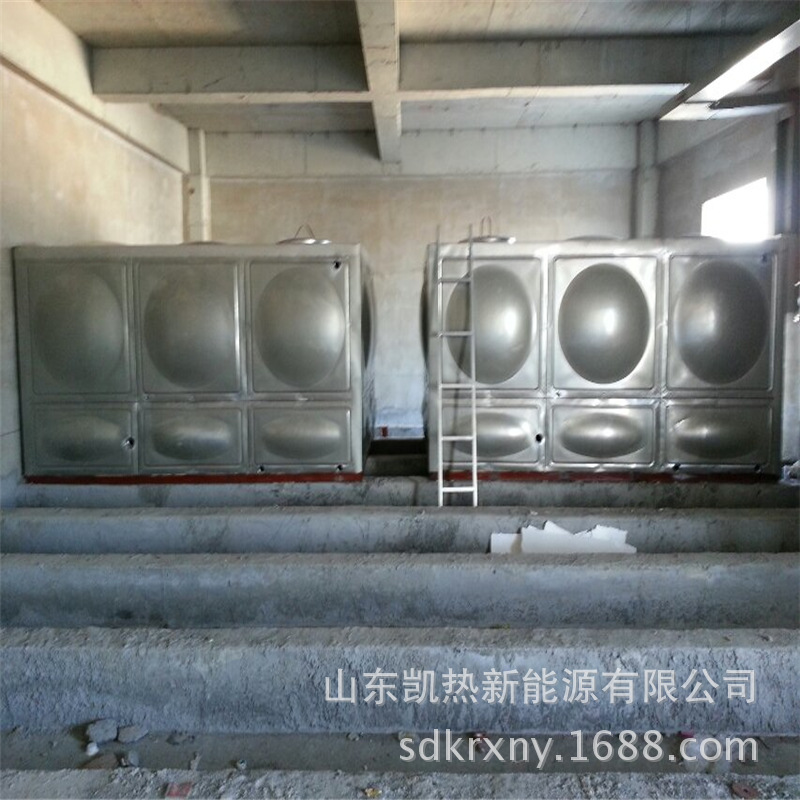 集热工程水箱：方形不锈钢水箱带保温