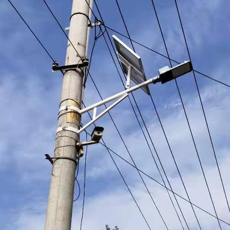 极之光菏泽3米4米5米太阳能道路灯厂家